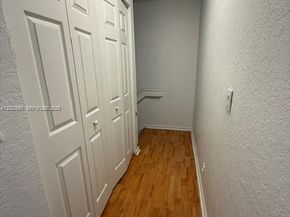 5424 NW 90th Ave, Sunrise FL 33351