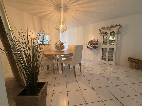 2403 Antigua Cir K1, Coconut Creek FL 33066