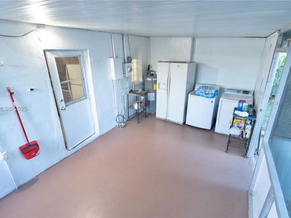 334 W 36th Ter, Hialeah FL 33012