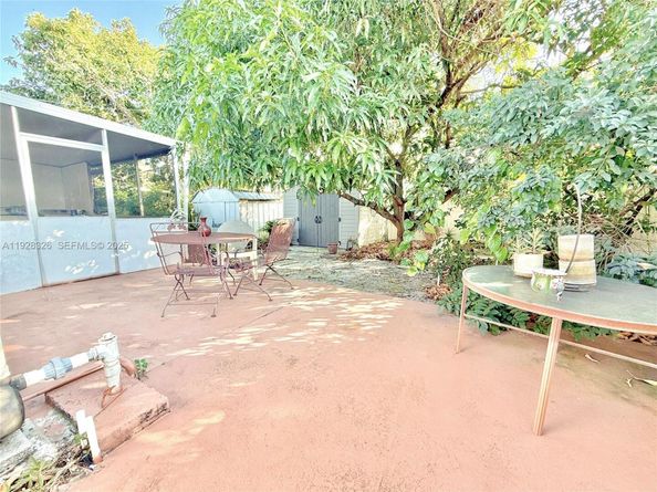 334 W 36th Ter, Hialeah FL 33012