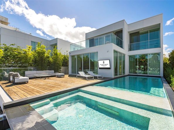1031 W 48th St 6, Miami Beach FL 33140