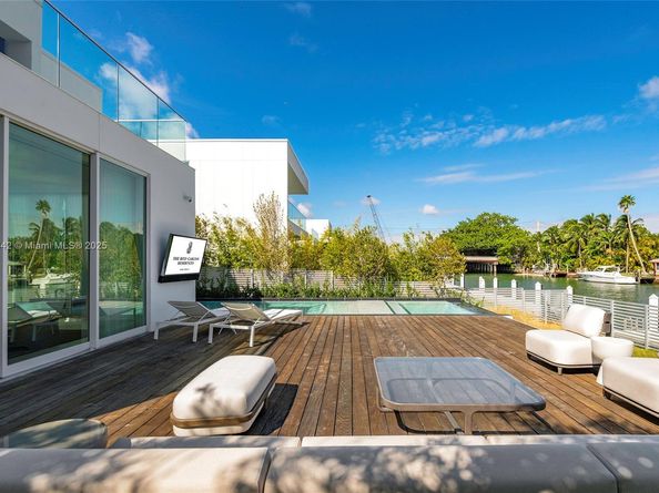 1031 W 48th St 6, Miami Beach FL 33140