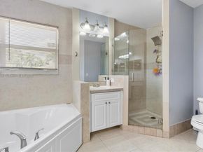 19257 NW 14th St, Pembroke Pines FL 33029