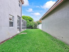 19257 NW 14th St, Pembroke Pines FL 33029