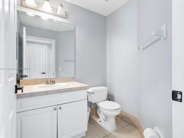 19257 NW 14th St, Pembroke Pines FL 33029