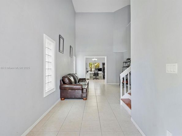 19257 NW 14th St, Pembroke Pines FL 33029