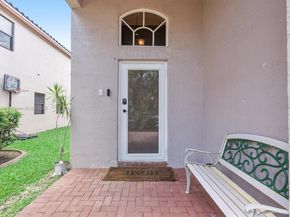19257 NW 14th St, Pembroke Pines FL 33029