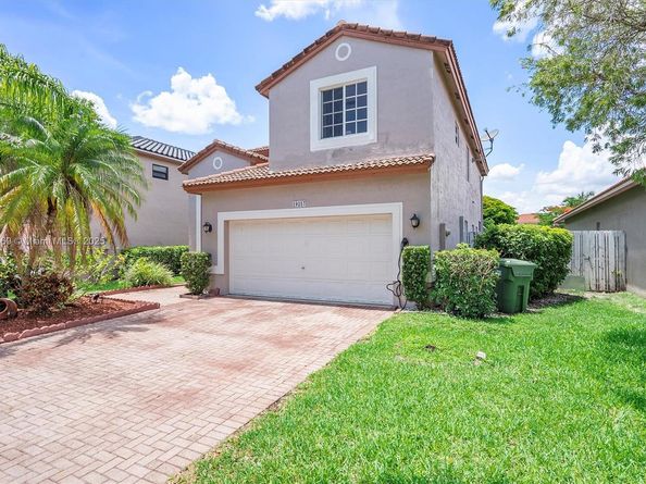 19257 NW 14th St, Pembroke Pines FL 33029