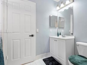 19257 NW 14th St, Pembroke Pines FL 33029