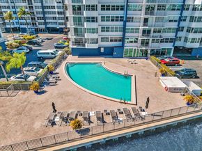 16570 NE 26th Ave 3A (DOCK), North Miami Beach FL 33160