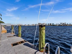 16570 NE 26th Ave 3A (DOCK), North Miami Beach FL 33160