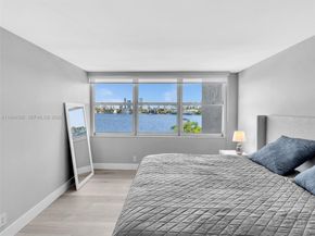 16570 NE 26th Ave 3A (DOCK), North Miami Beach FL 33160