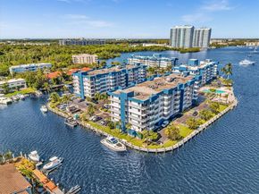 16570 NE 26th Ave 3A (DOCK), North Miami Beach FL 33160