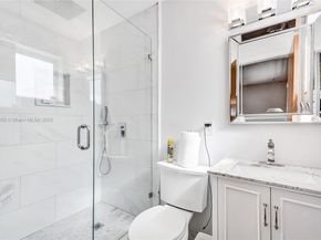 8571 NW 15th Ct, Pembroke Pines FL 33024