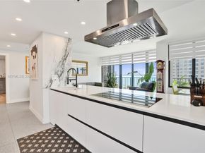 520 Brickell Key Dr A1015, Miami FL 33131