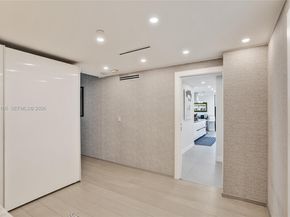 520 Brickell Key Dr A1015, Miami FL 33131