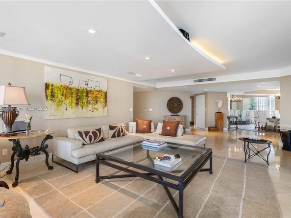 2600 Island Blvd 1605, Aventura FL 33160