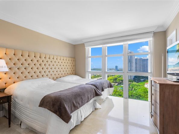 2600 Island Blvd 1605, Aventura FL 33160