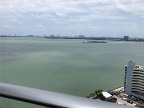 650 NE 32nd St 2006, Miami FL 33137