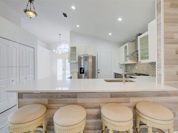 217 SW 159th Way, Sunrise FL 33326