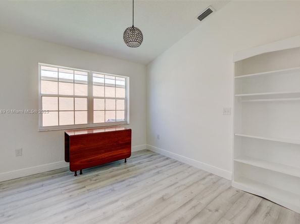 217 SW 159th Way, Sunrise FL 33326