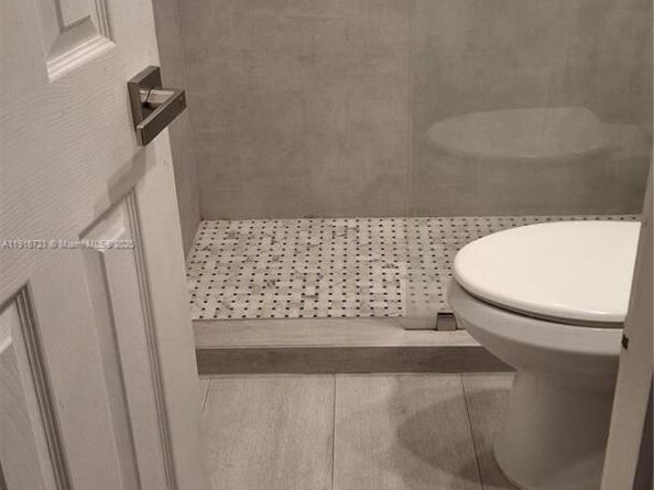 3510 NW 33rd Ave, Miami FL 33142