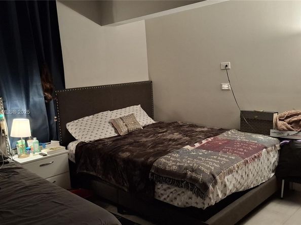 3510 NW 33rd Ave, Miami FL 33142