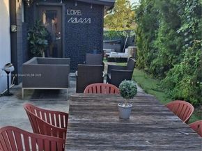 3510 NW 33rd Ave, Miami FL 33142