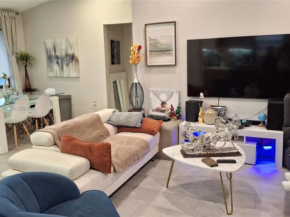 3510 NW 33rd Ave, Miami FL 33142