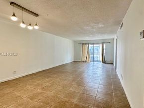 3330 Spanish Moss Ter 311, Lauderhill FL 33319