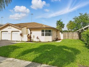 5874 SW 97th Ter, Cooper City FL 33328