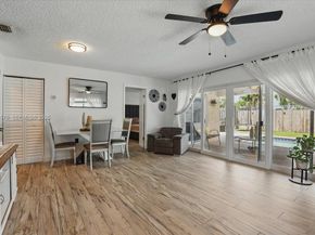 5874 SW 97th Ter, Cooper City FL 33328