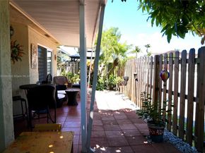 15132 SW 140th Ter, Miami FL 33196