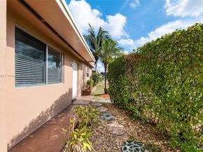 2821 N 74th Ave, Hollywood FL 33024