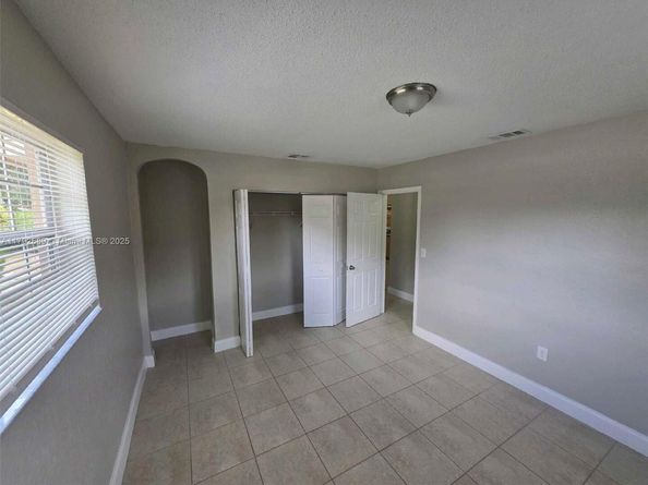 2821 N 74th Ave, Hollywood FL 33024