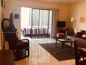 3940 NW 42nd Ave 115, Lauderdale Lakes FL 33319