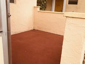 3940 NW 42nd Ave 115, Lauderdale Lakes FL 33319