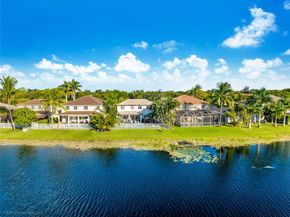 4394 Fox Ridge Dr, Weston FL 33331