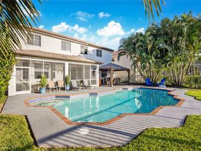 4394 Fox Ridge Dr, Weston FL 33331