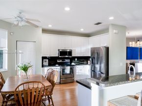 4394 Fox Ridge Dr, Weston FL 33331