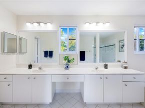 4394 Fox Ridge Dr, Weston FL 33331