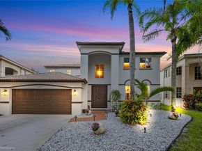 4394 Fox Ridge Dr, Weston FL 33331