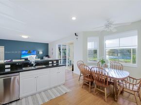 4394 Fox Ridge Dr, Weston FL 33331