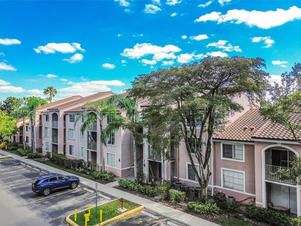 12172 Saint Andrews Pl 307, Miramar FL 33025