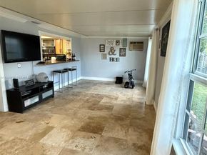 11411 NW 37th Pl, Sunrise FL 33323