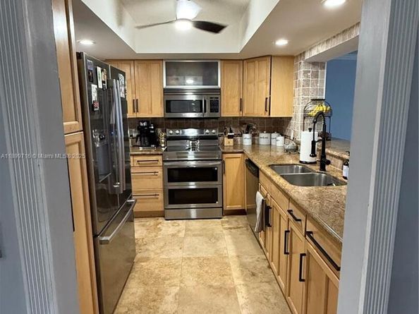 11411 NW 37th Pl, Sunrise FL 33323