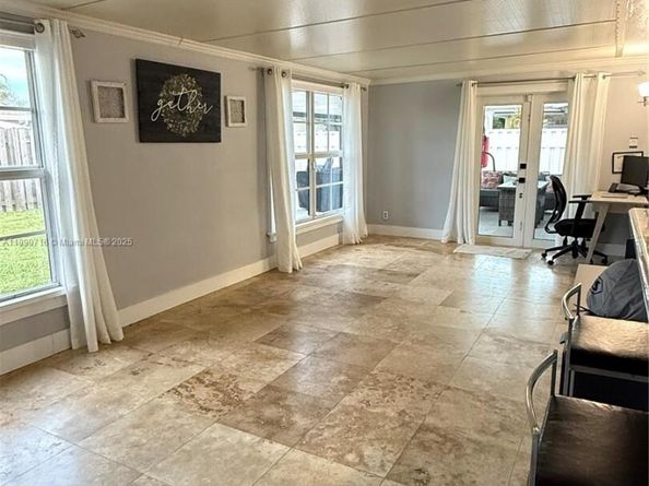 11411 NW 37th Pl, Sunrise FL 33323