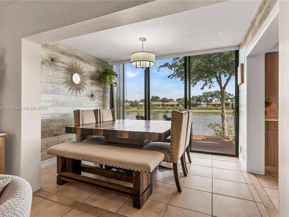 3507 Emerald Oaks Dr 1804, Hollywood FL 33021