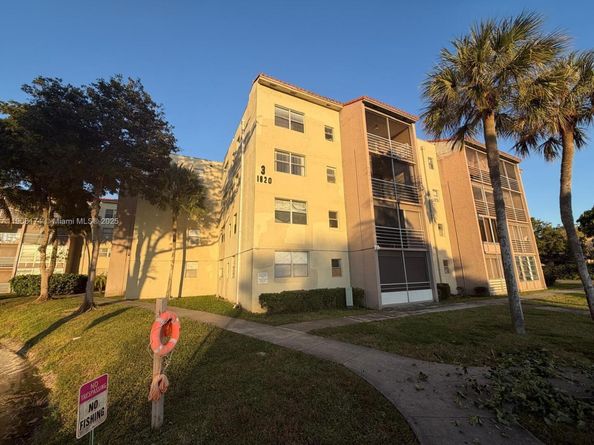 1820 SW 81st Ave 3107, North Lauderdale FL 33068