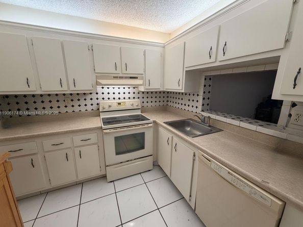 1820 SW 81st Ave 3107, North Lauderdale FL 33068